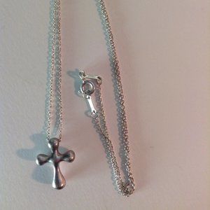 tiffany & co elsa peretti sterling silver cross